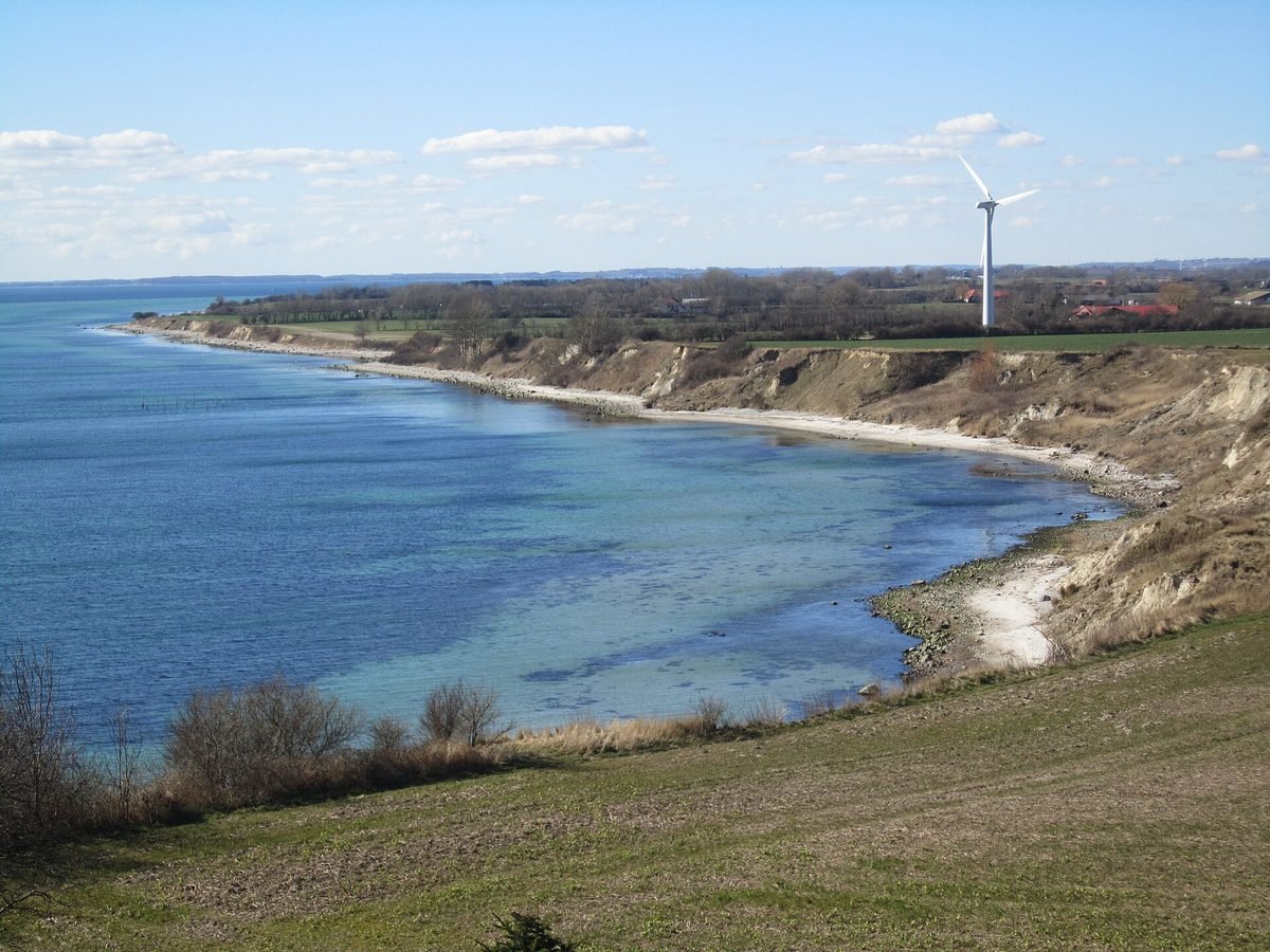 Steilk&uuml;ste und Ostsee an der S&uuml;dk&uuml;ste von Kegn&aelig;s auf Als